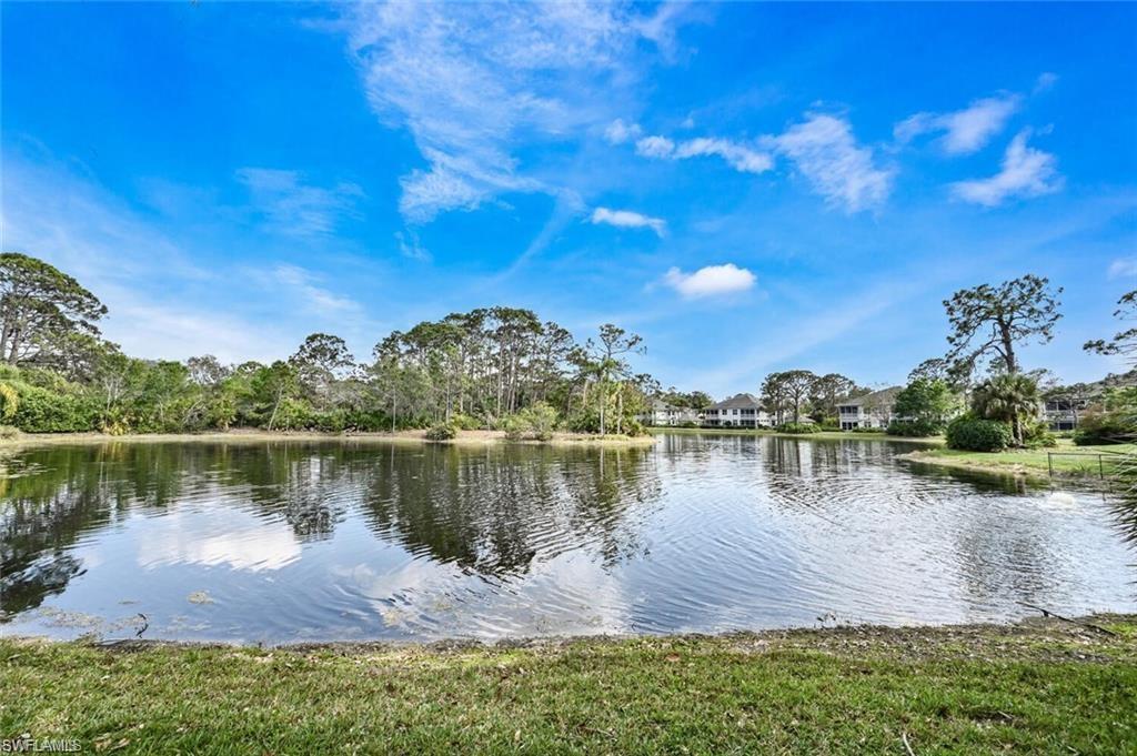 15495 Cedarwood LN Unit: 9-301
