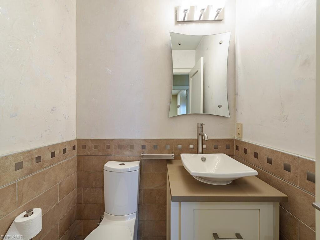 578 Bay Villas LN Unit: 78