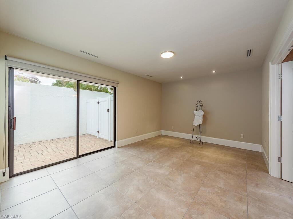 578 Bay Villas LN Unit: 78