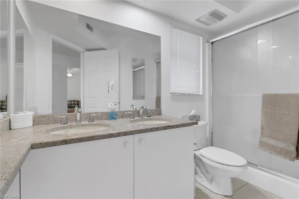 15415 Cedarwood LN Unit: 3-205