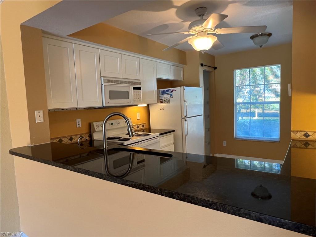 9650 Victoria LN Unit: B-106