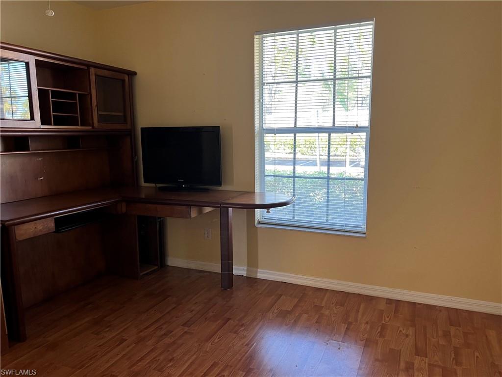 9650 Victoria LN Unit: B-106