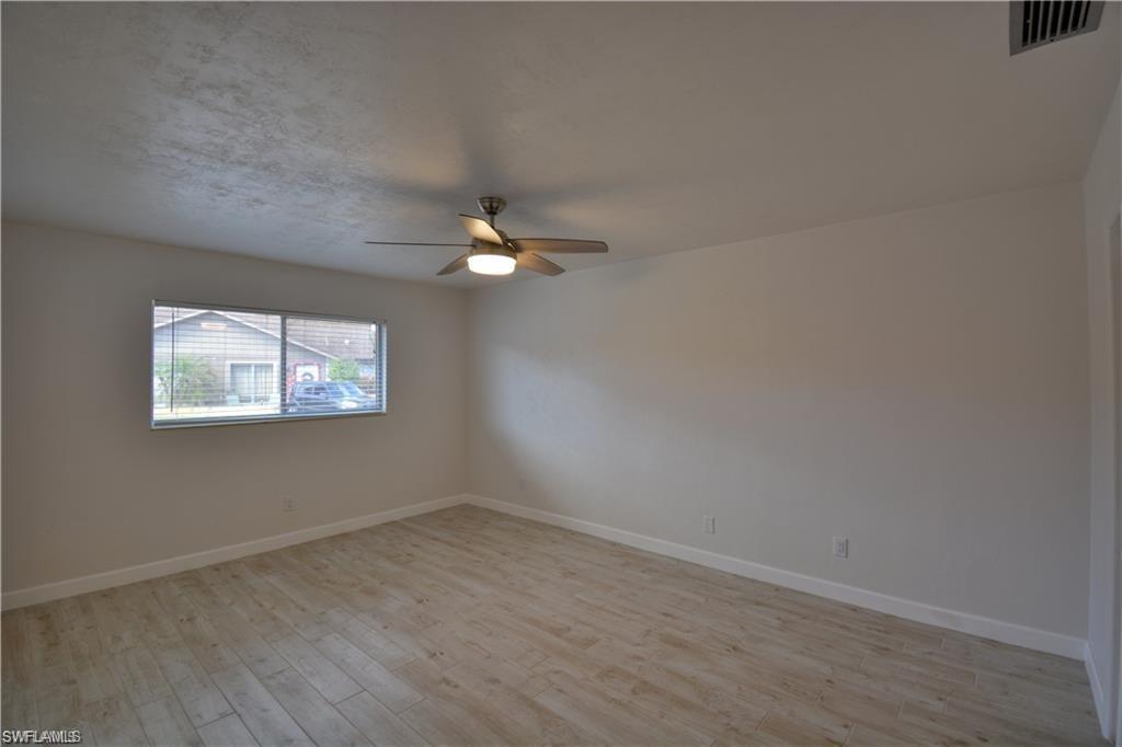 859 Palm View DR Unit: 33