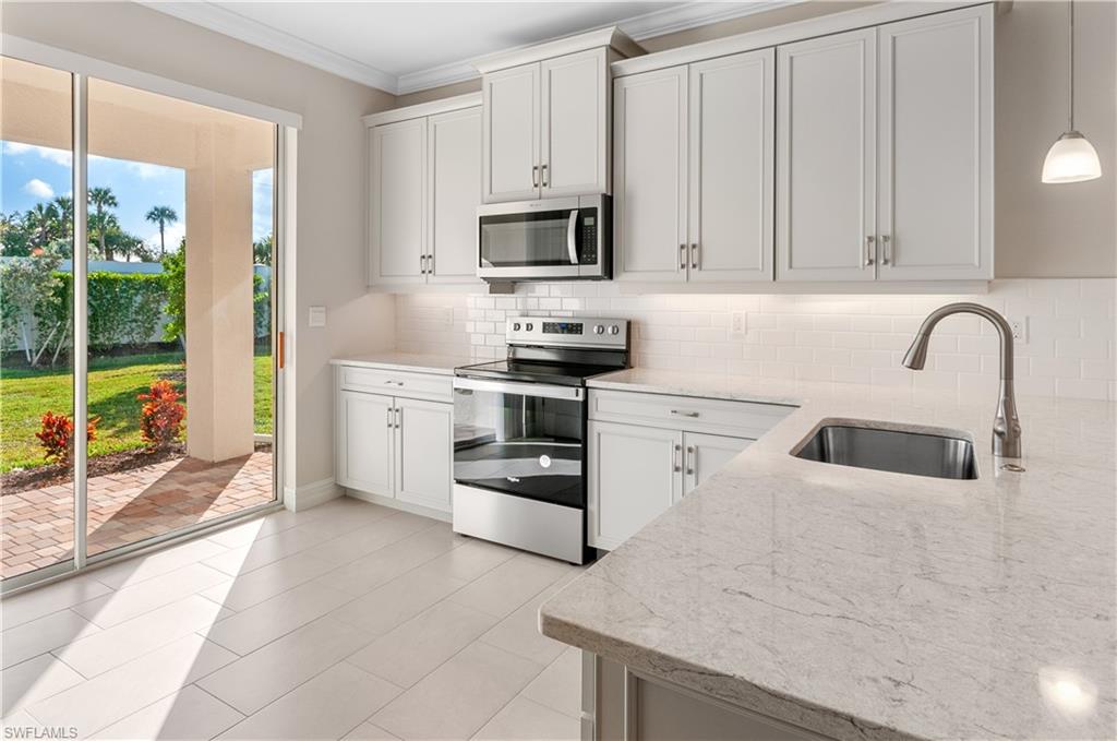 28307 CAPTIVA SHELL LOOP ST