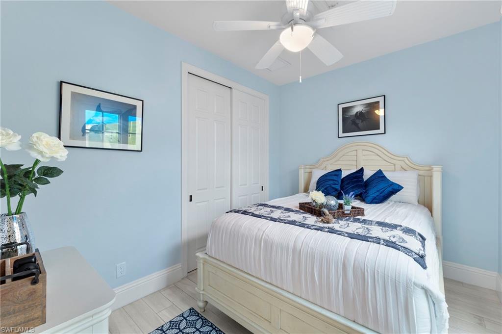 1160 Clam CT Unit: 3