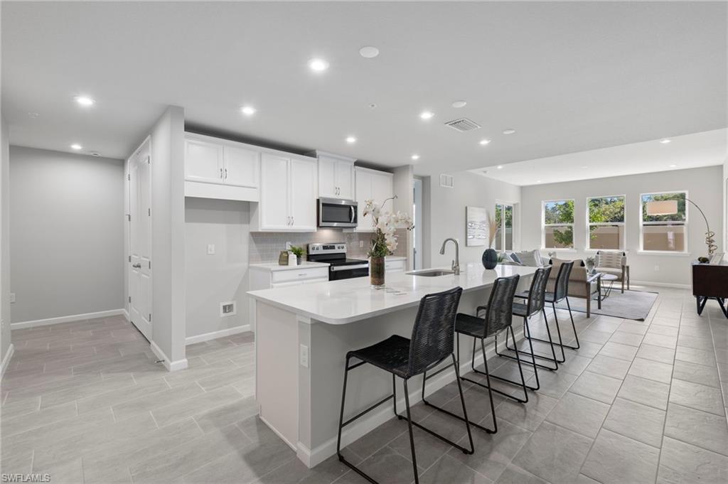 4676 Arboretum CIR Unit: 102