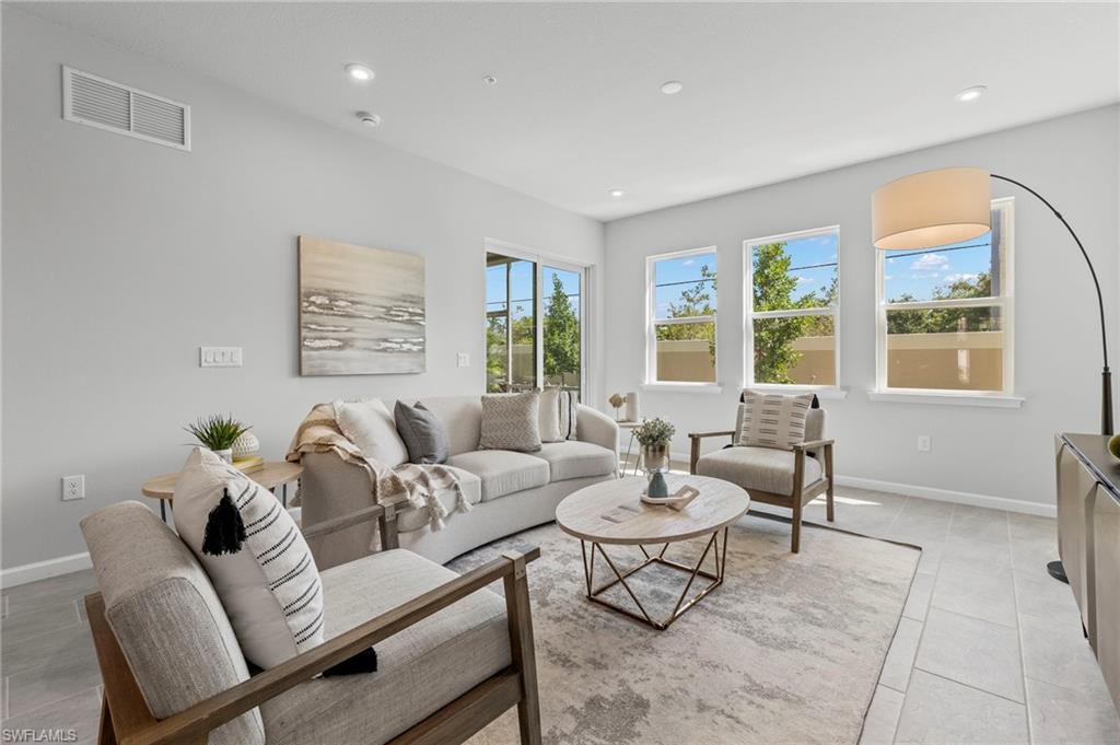 4676 Arboretum CIR Unit: 102