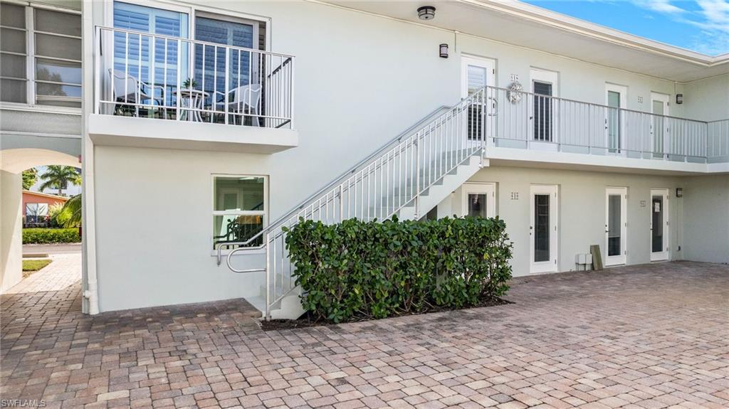 610 12TH AVE Unit: 610