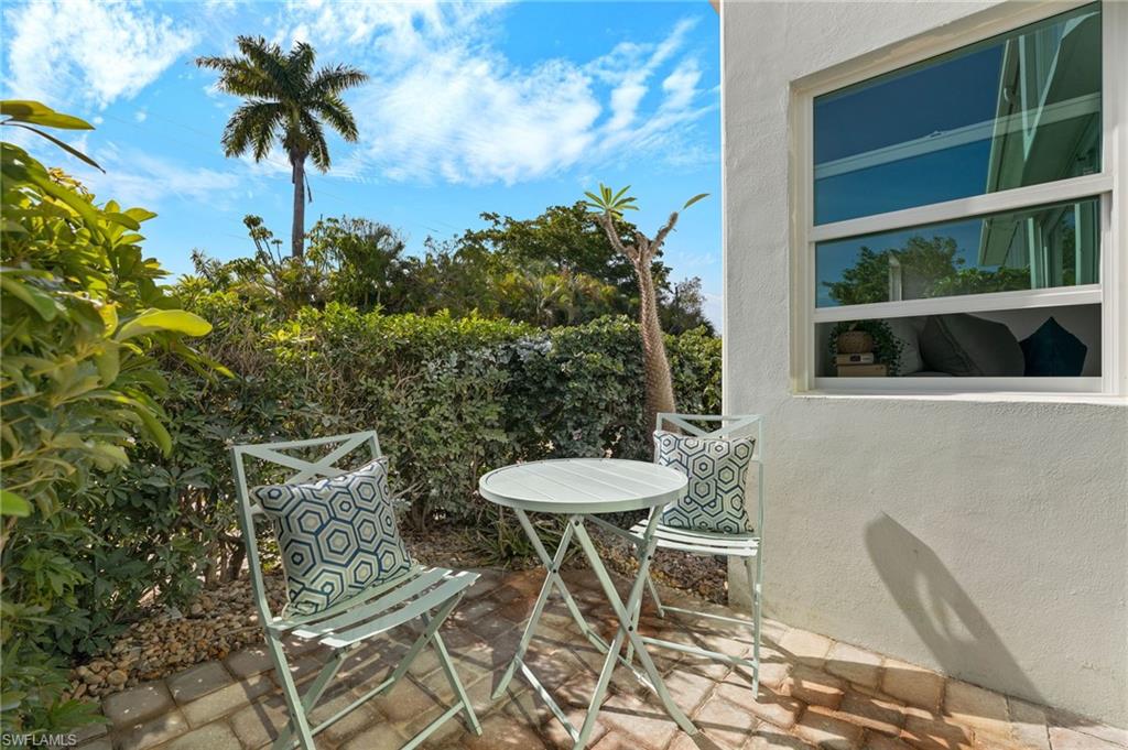 610 12TH AVE Unit: 610