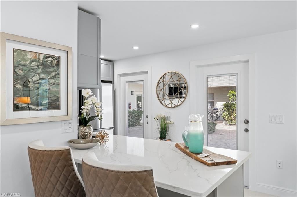 610 12TH AVE Unit: 610