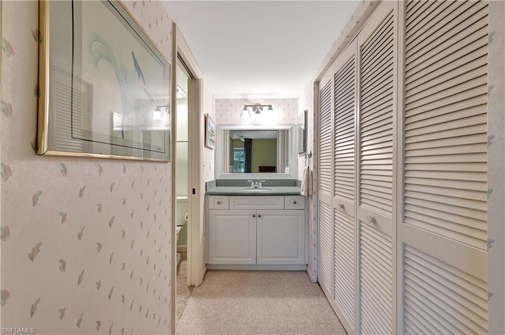 1053 Forest Lakes DR Unit: J-204