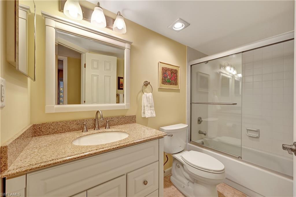 1053 Forest Lakes DR Unit: J-204