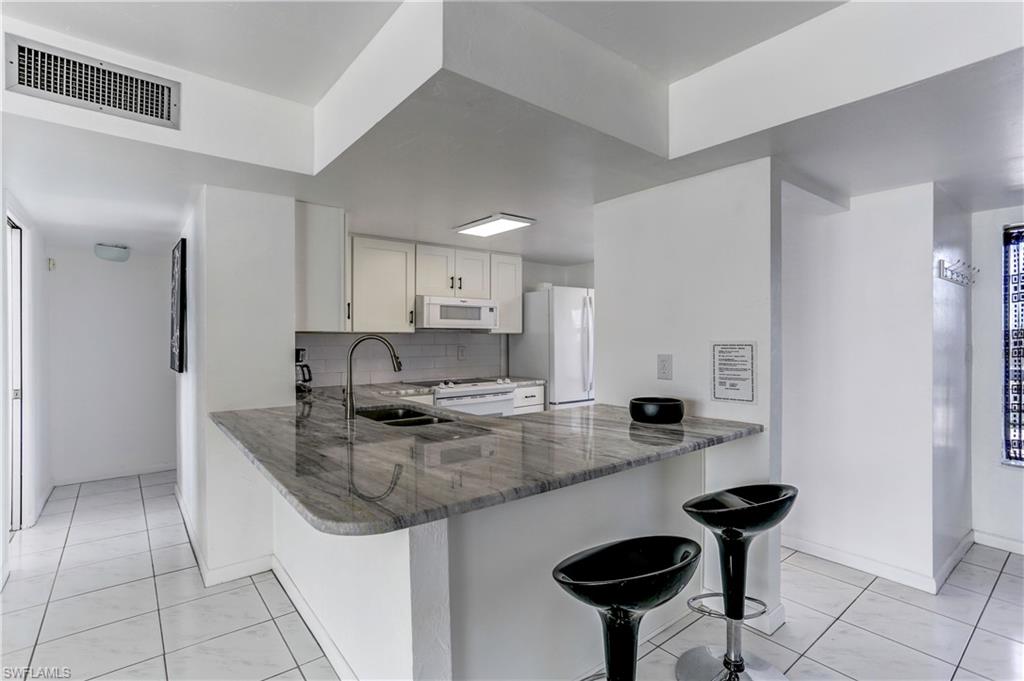 26300 Hickory BLVD Unit: 305