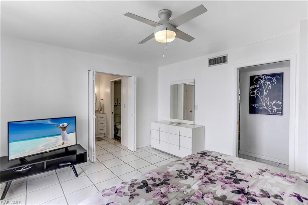 26300 Hickory BLVD Unit: 305