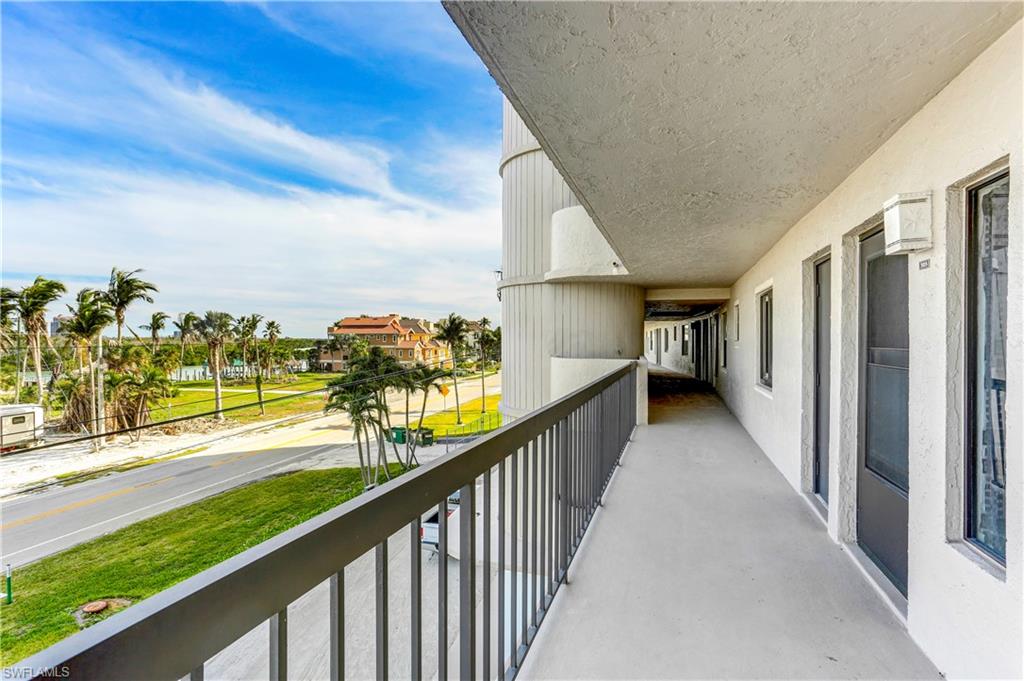 26300 Hickory BLVD Unit: 305