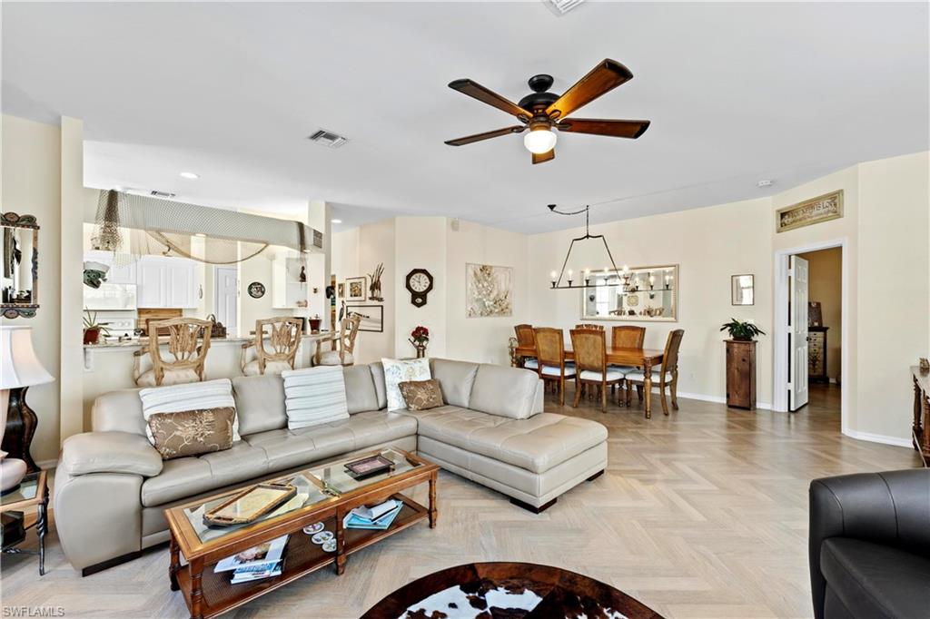 3270 W Crown Pointe BLVD Unit: 202