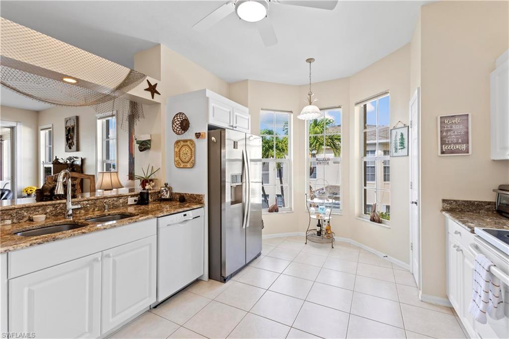 3270 W Crown Pointe BLVD Unit: 202