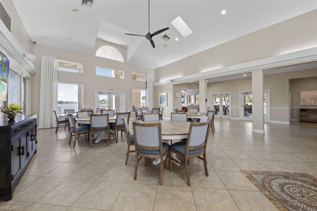 3270 W Crown Pointe BLVD Unit: 202