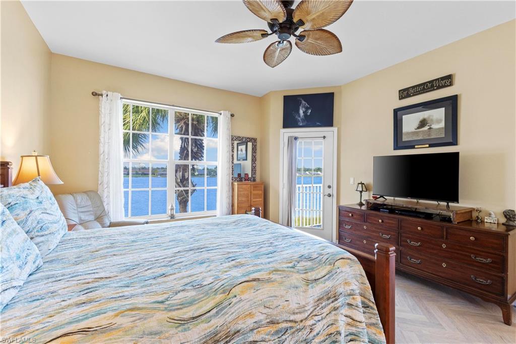 3270 W Crown Pointe BLVD Unit: 202