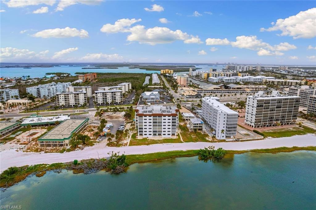 6900 Estero BLVD Unit: 306