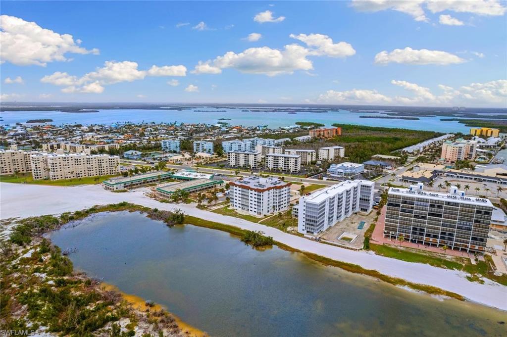 6900 Estero BLVD Unit: 306