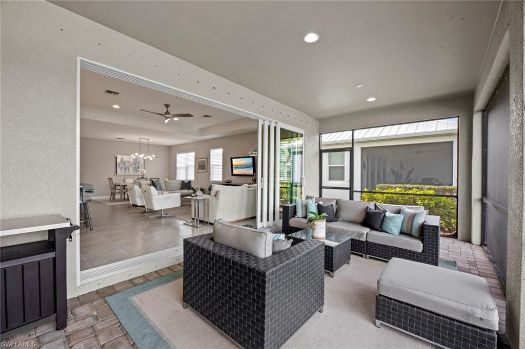 14572 Topsail DR