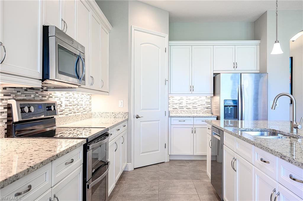 1575 Serrano CIR