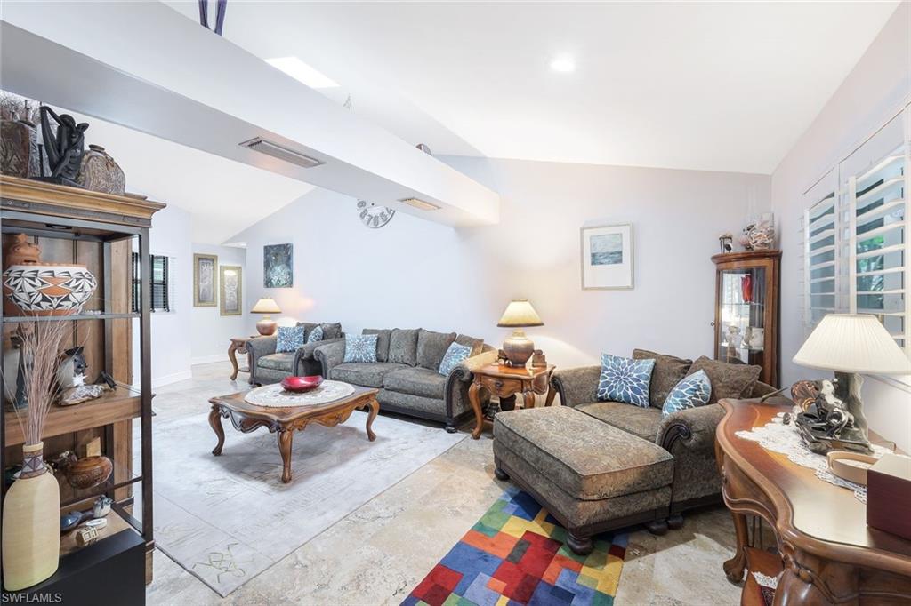 1325 Bayport AVE
