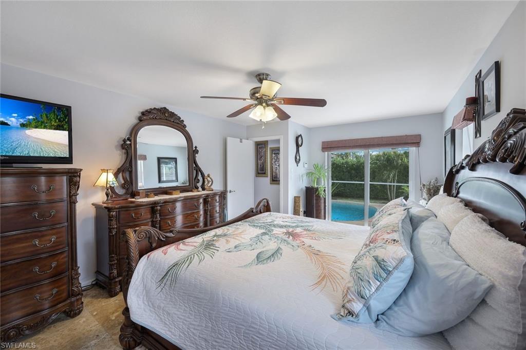 1325 Bayport AVE