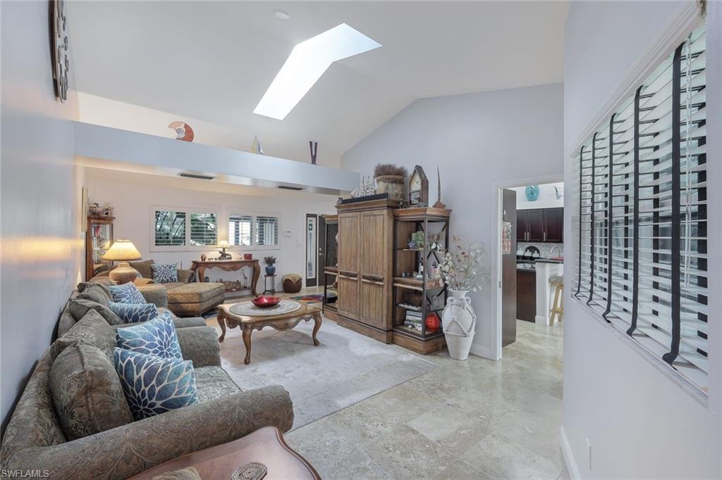 1325 Bayport AVE