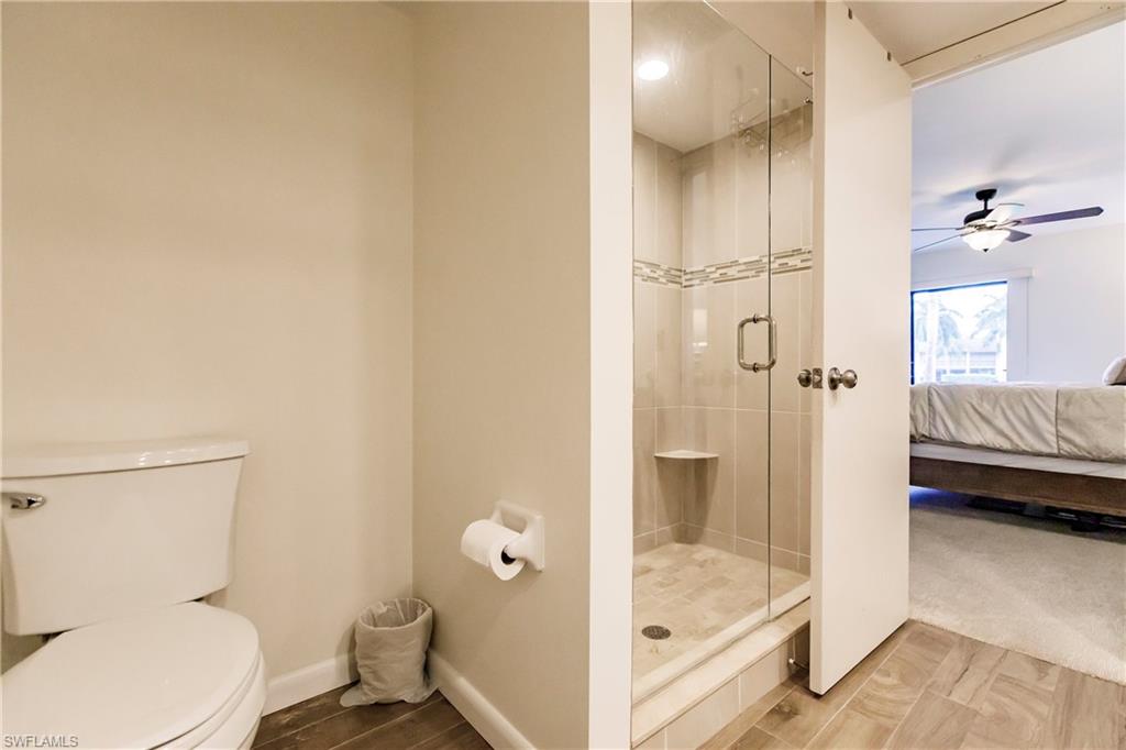195 Cypress WAY E Unit: 1