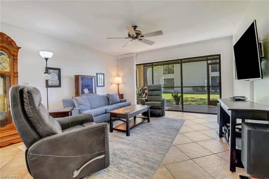 4240 Chantelle DR Unit: B101