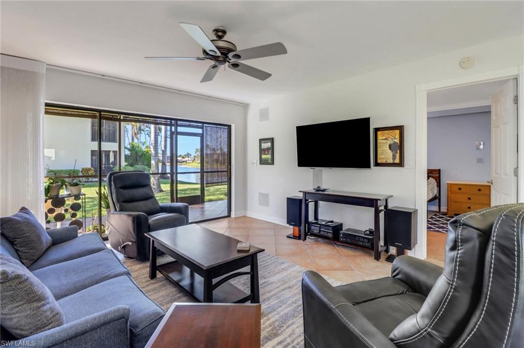 4240 Chantelle DR Unit: B101