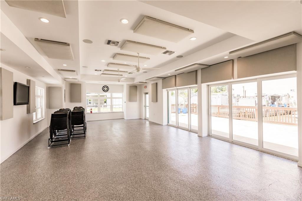 1085 Bald Eagle DR Unit: E406