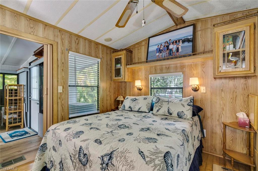 10947 Brown Pelican CIR