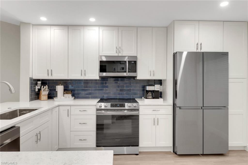 725 Landover CT Unit: 201