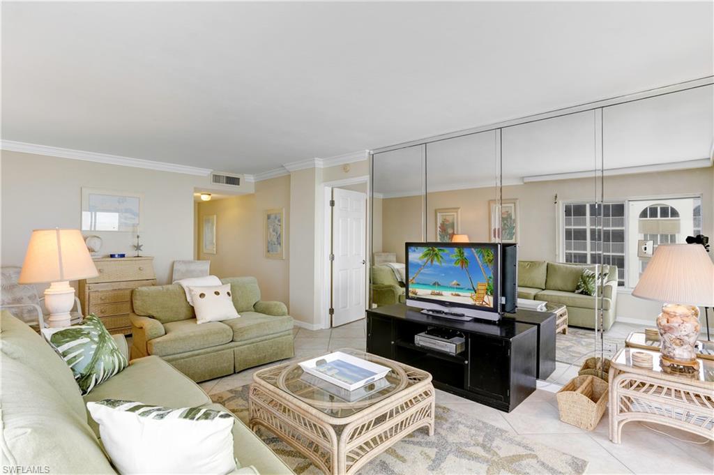 26000 Hickory BLVD Unit: 607