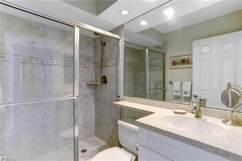 26000 Hickory BLVD Unit: 607
