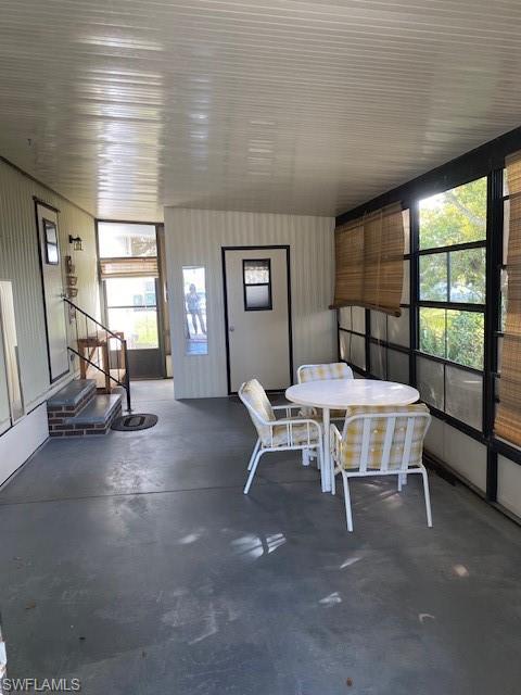 12 Lake Diane DR