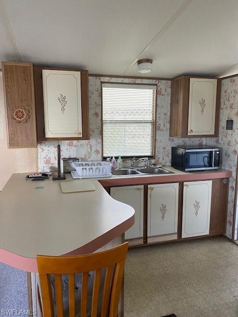 12 Lake Diane DR
