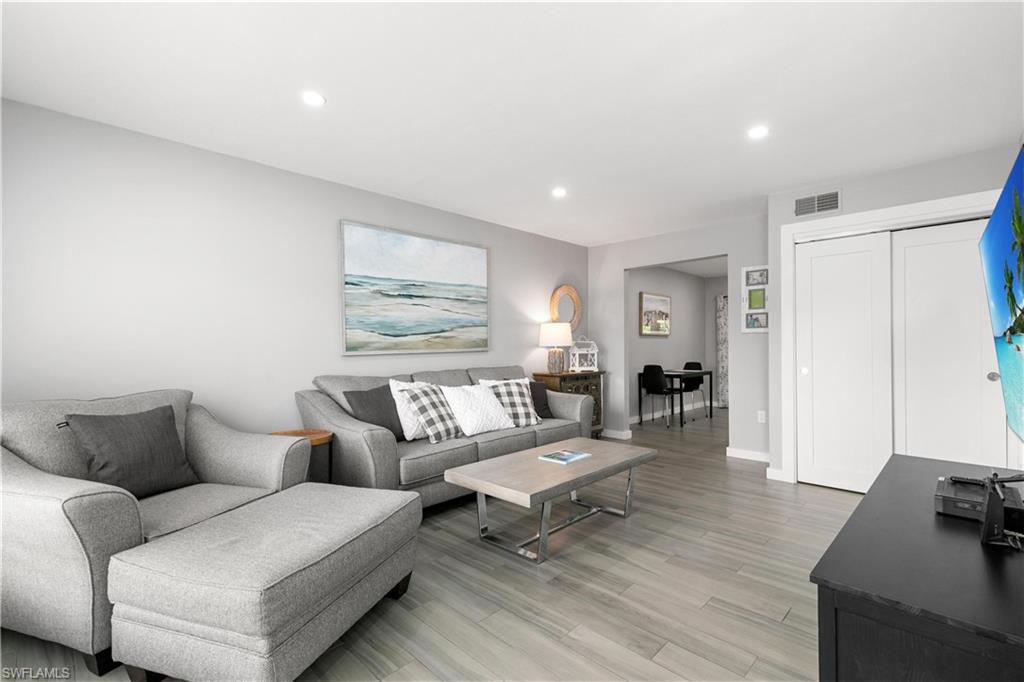62 Marco Villas DR Unit: R-2