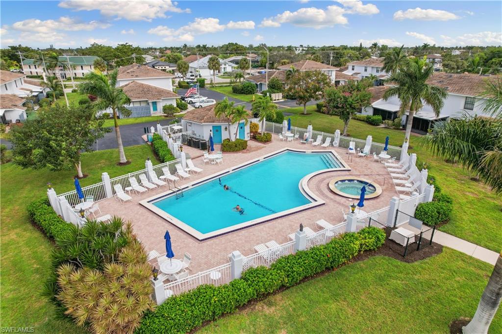 62 Marco Villas DR Unit: R-2