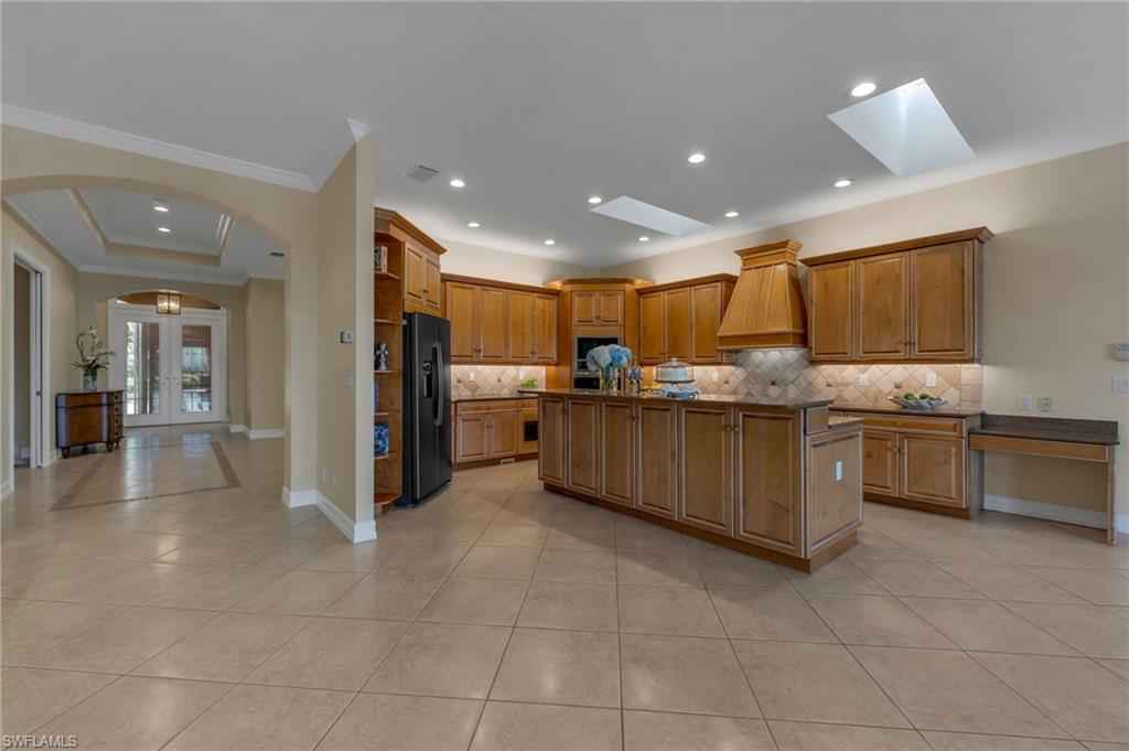 2290 Silver Palm PL