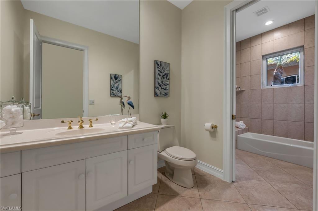 2290 Silver Palm PL