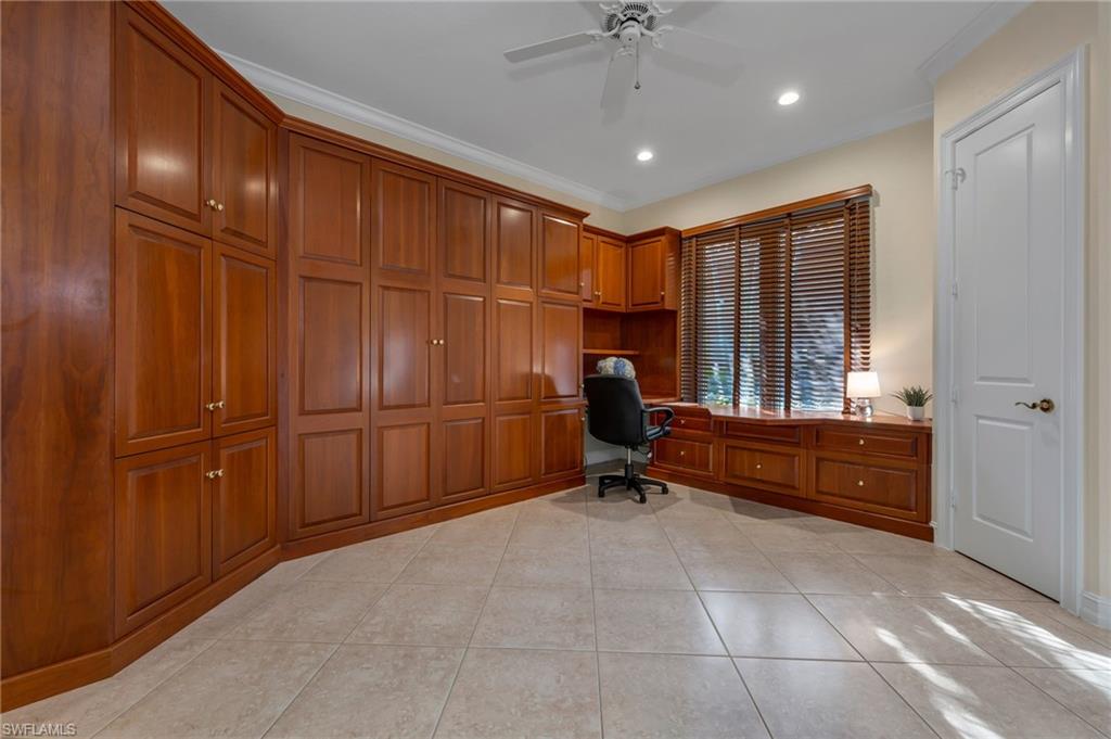 2290 Silver Palm PL