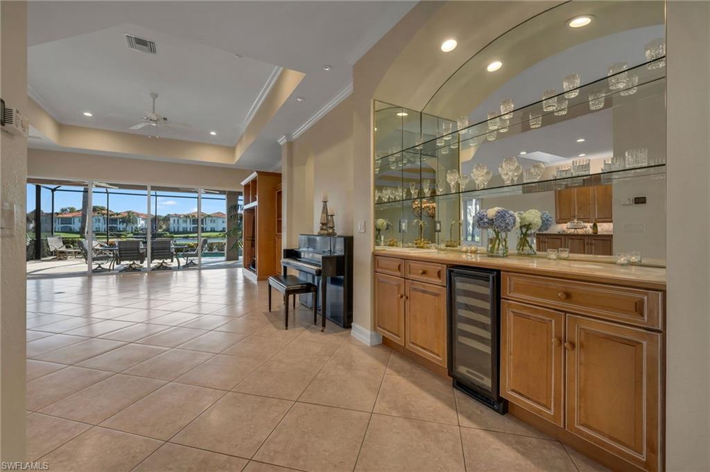 2290 Silver Palm PL