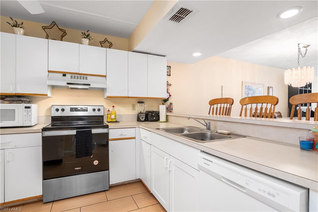 4210 Looking Glass LN Unit: 4211