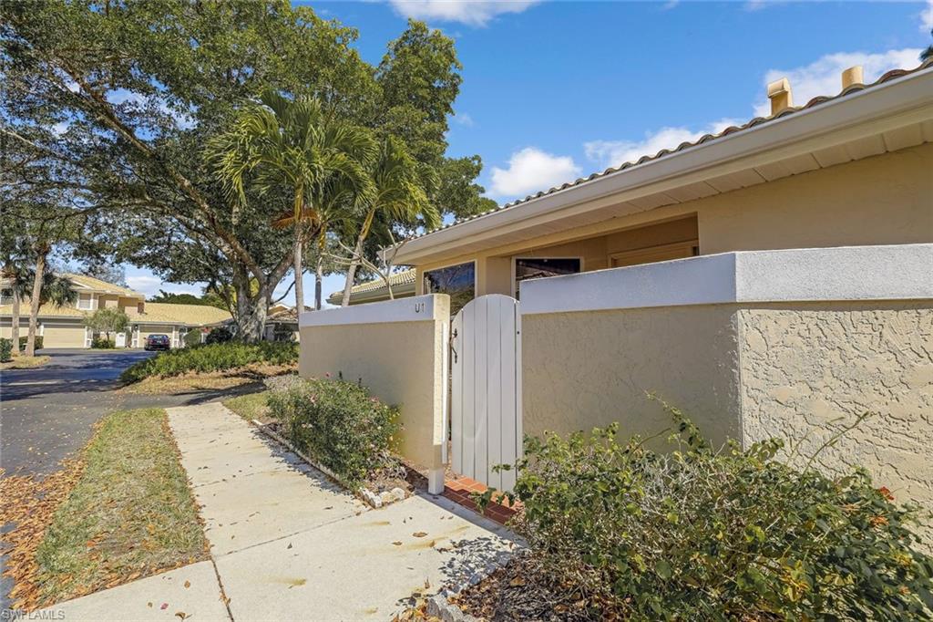 337 Emerald Bay CIR # U1