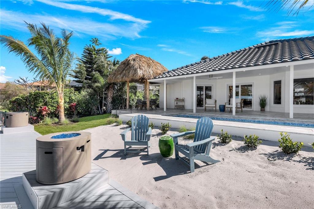838 Magnolia CT