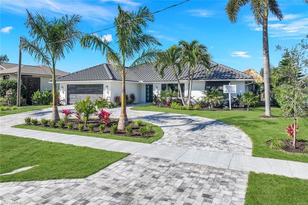 838 Magnolia CT